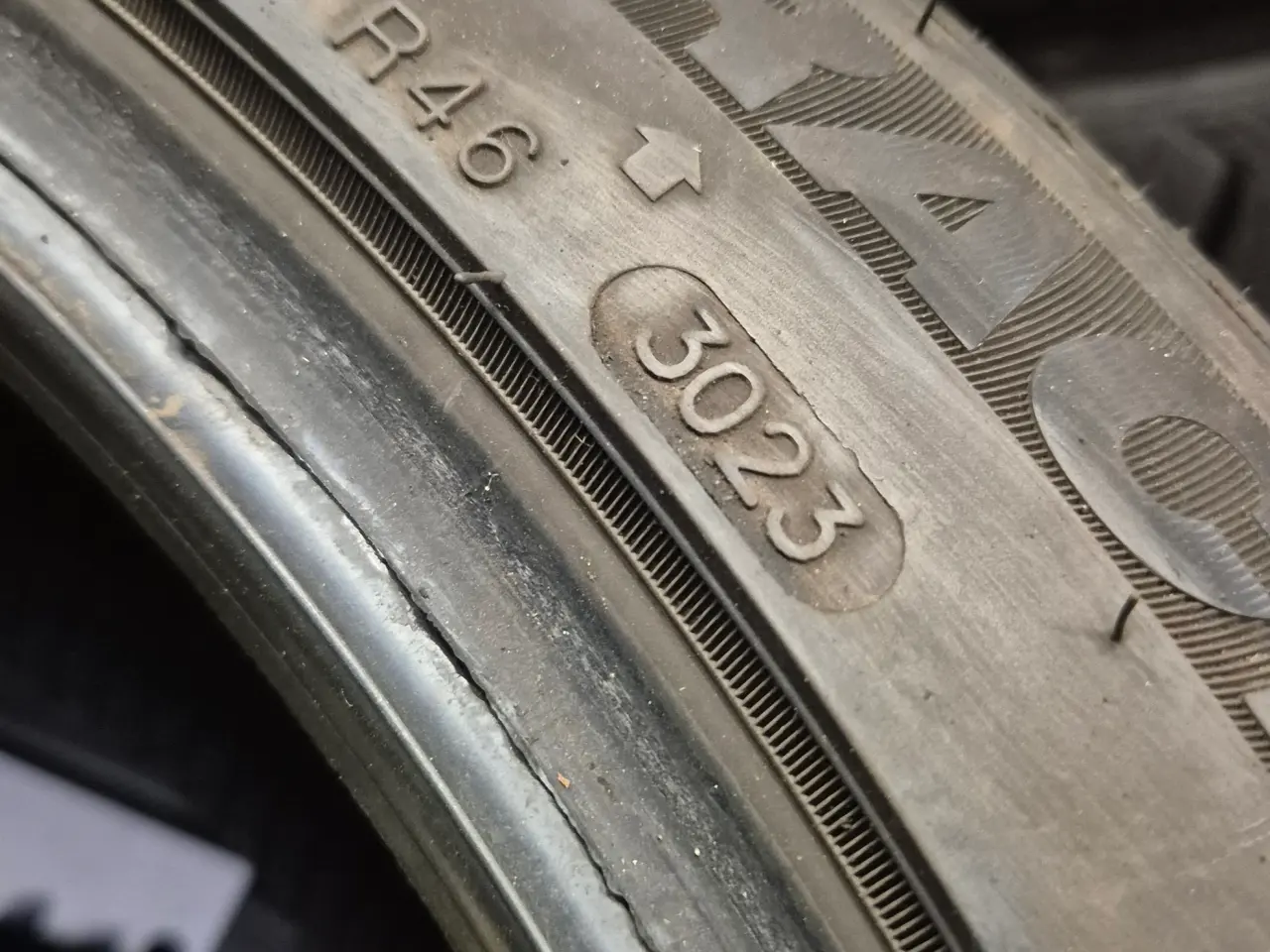 Billede 2 - Vinterdæk størrelse 245/40R20