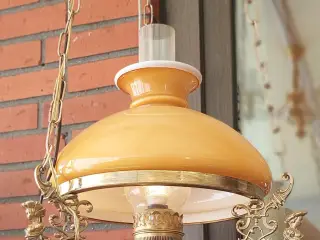 Messinglampe sælges