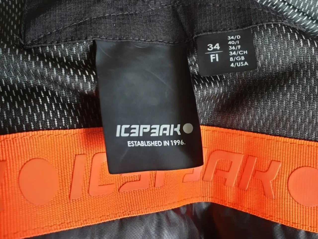 Billede 1 - Icepeak vinterfrakke 34 FI