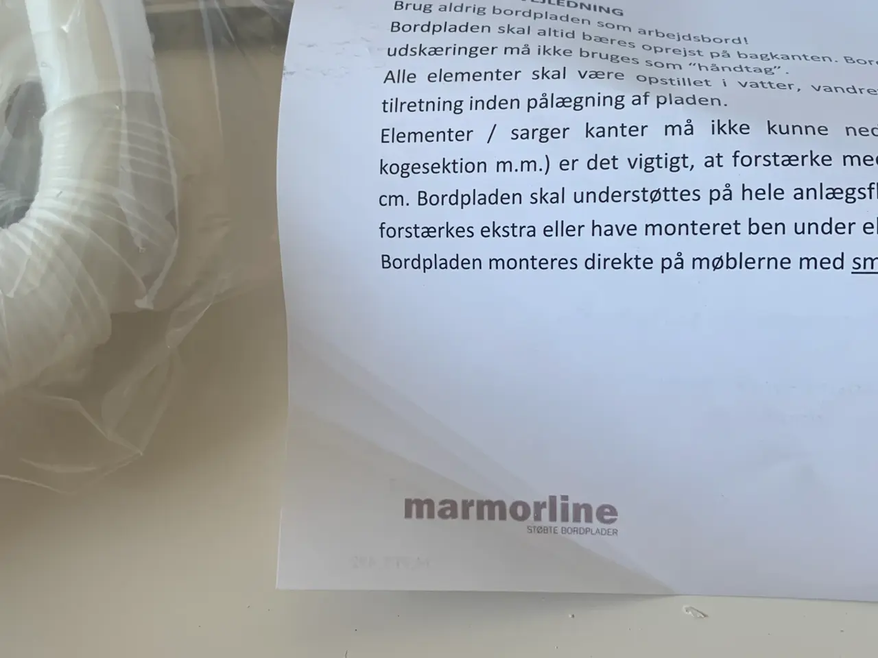 Billede 6 - Hvid badeværelse bordplade med vask