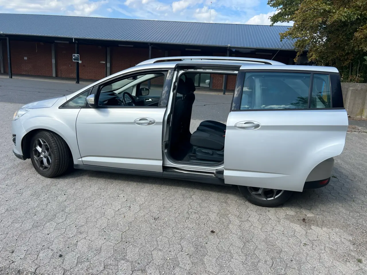 Billede 1 - Ford Grand C Max Nysynet!