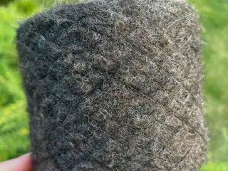 Italiensk garn - Mohair / Silke - Truffle - 300 gr