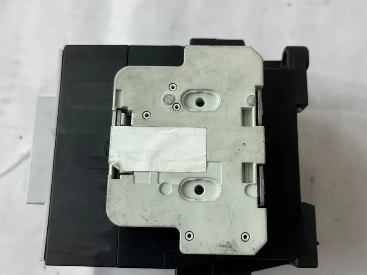 Billede 4 - Siemens 3TF44 kontaktor 3P w/ 3TY7561-1AA00 Aux