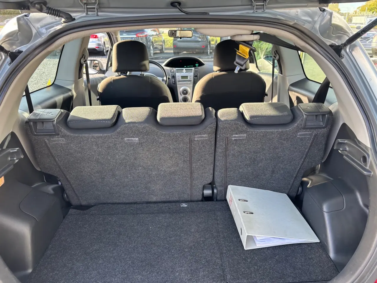 Billede 4 - Toyota Yaris 1,3 Luna