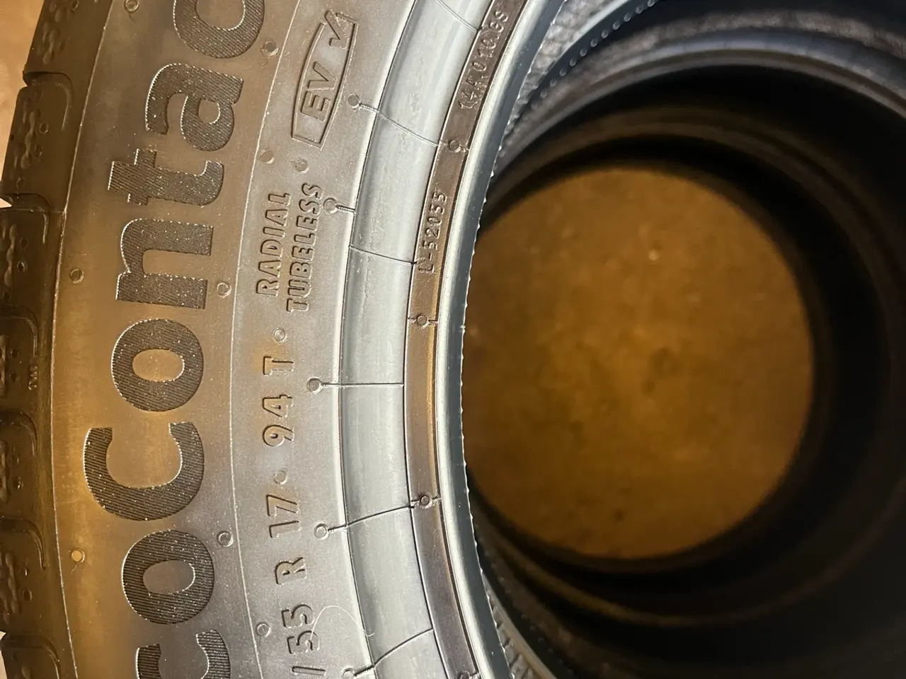 Billede 3 - Nye 215-55-17 Sommerdæk. Continental.