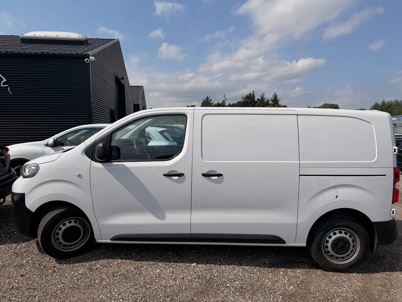 Billede 1 - Peugeot Expert 2,0 BlueHDi 144 L2 Plus EAT8 Van