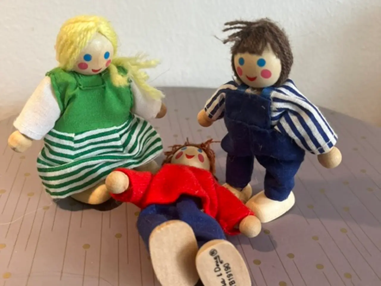 Billede 3 - Søde træfigurer og -bakke fra Melissa & Doug