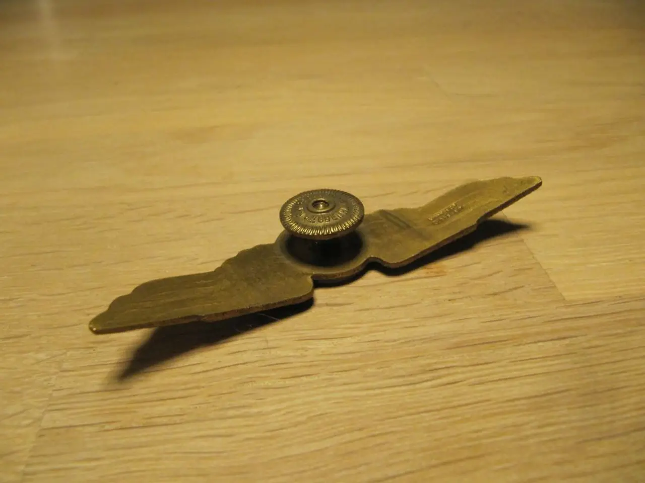 Billede 2 - AJS Emblemer til kasket eller lignende