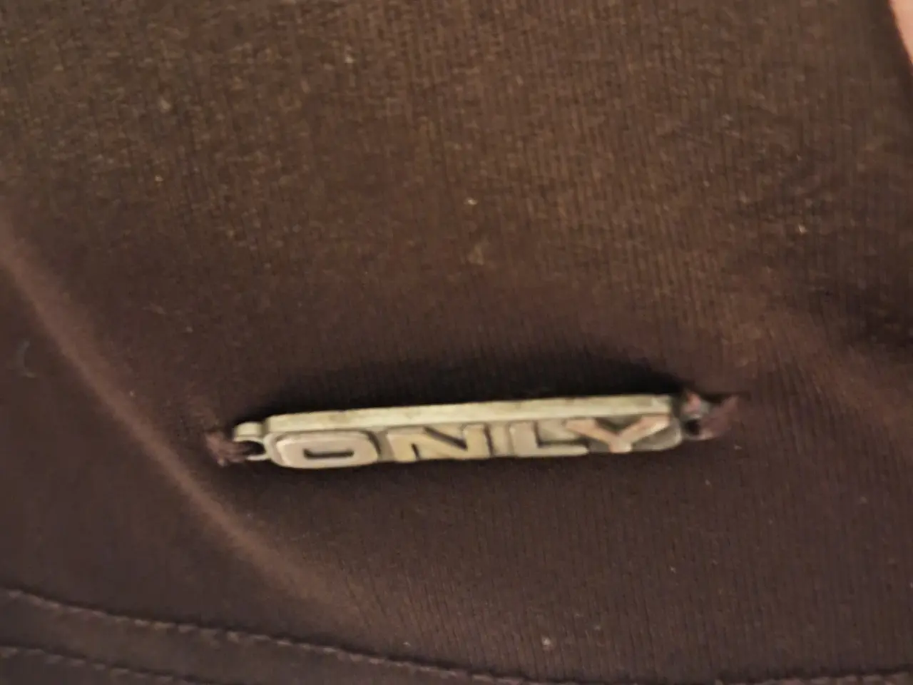 Billede 9 - Only str. M bluse