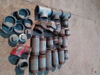 1 1/2" rør fittings. Vvs