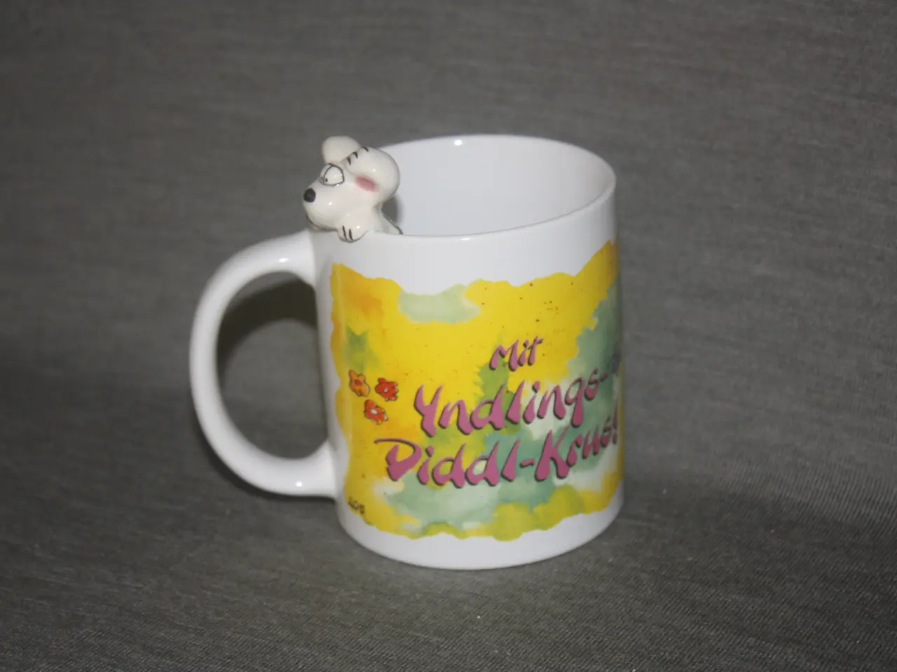 Billede 1 - Diddl krus med musen siddende og kigger over