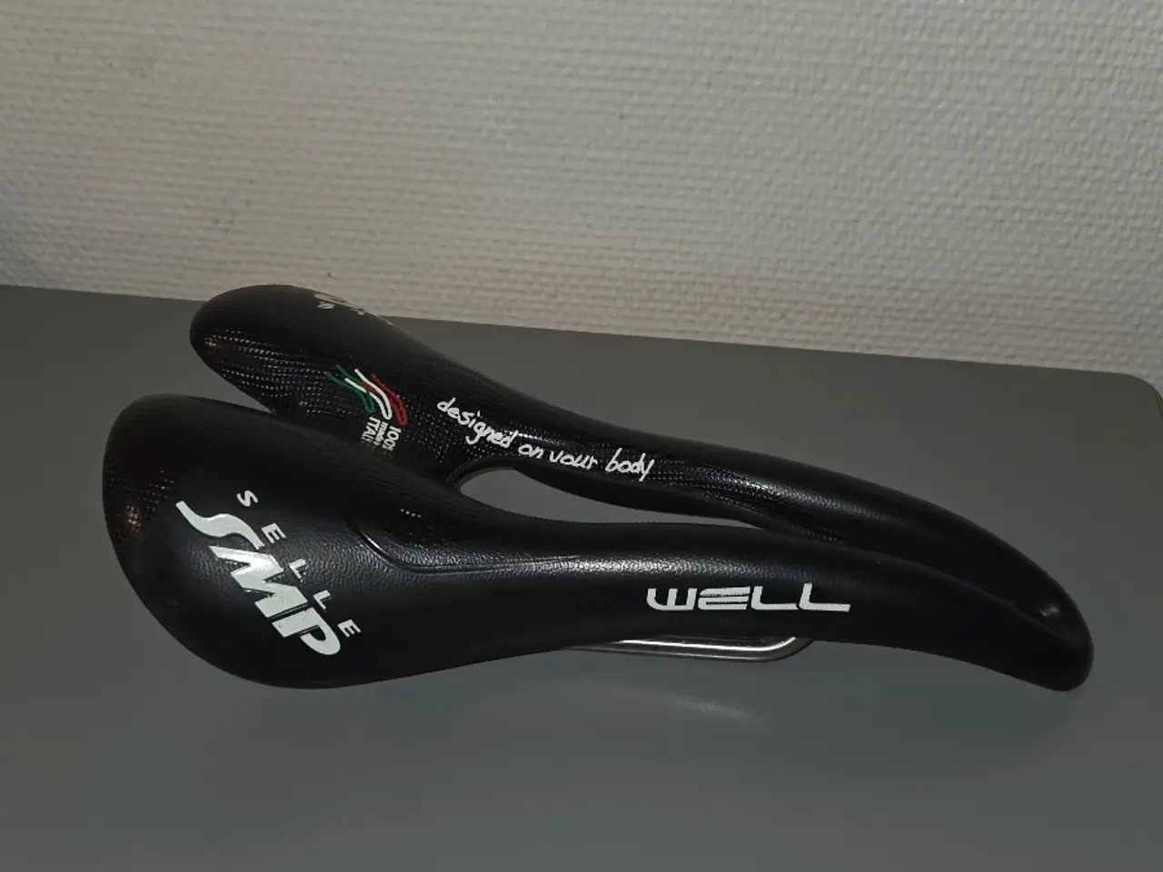 Billede 3 - Selle SMP Well saddle Brugt 1 måned