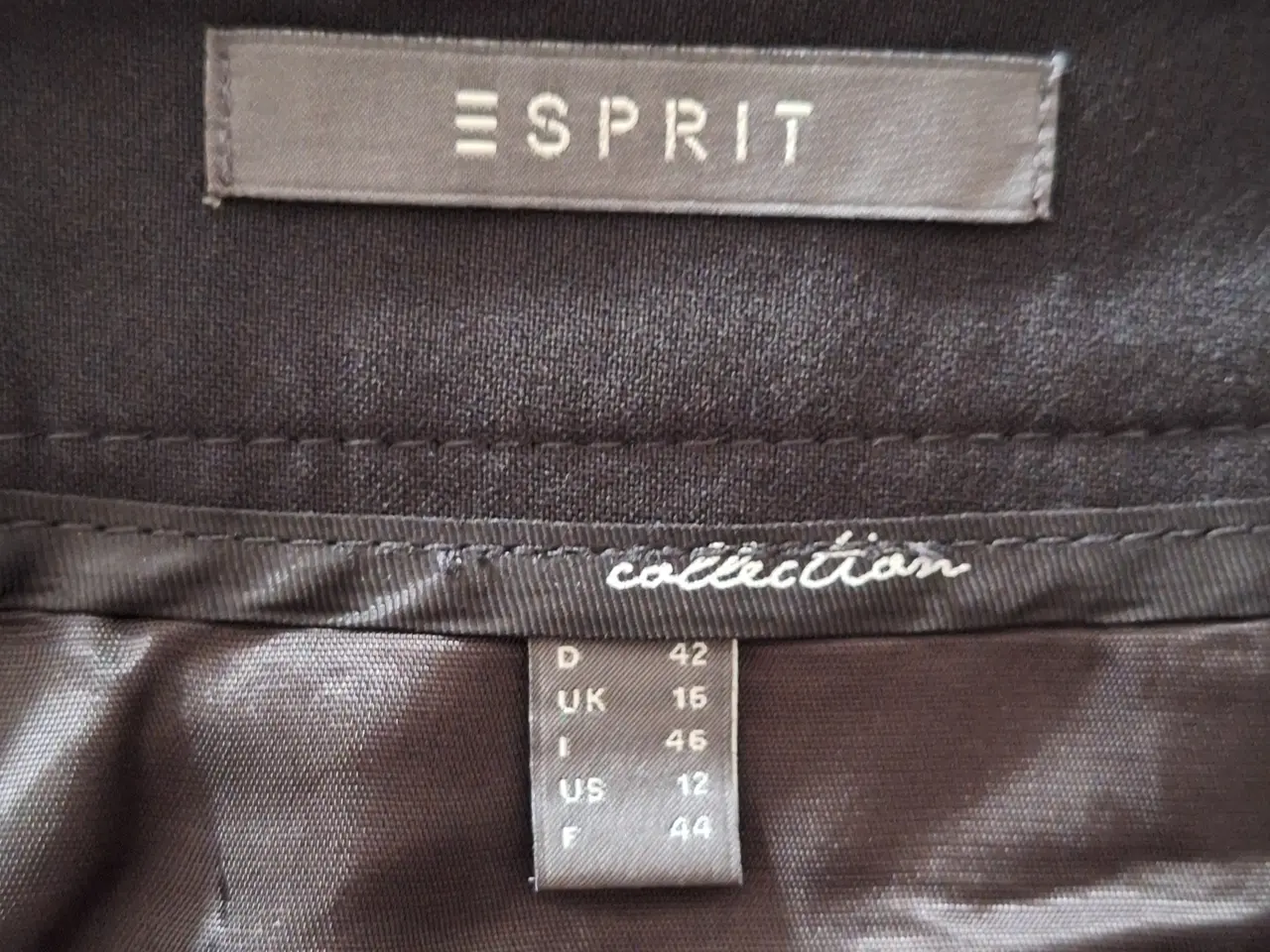 Billede 3 - Esprit klassisk nederdel str. 42