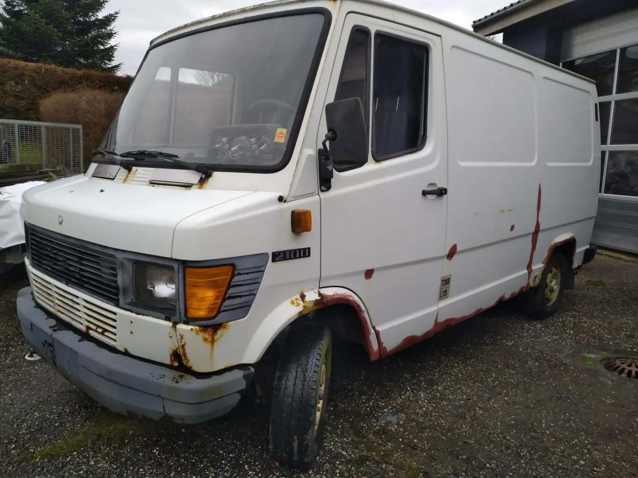 Billede 2 - MB 210, en ejers kasse km.250000. 