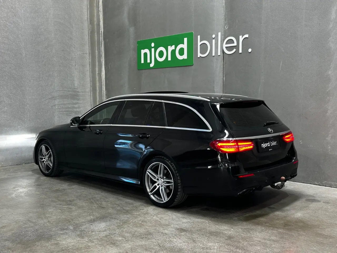 Billede 5 - Mercedes E220 d 2,0 AMG Line stc. aut.