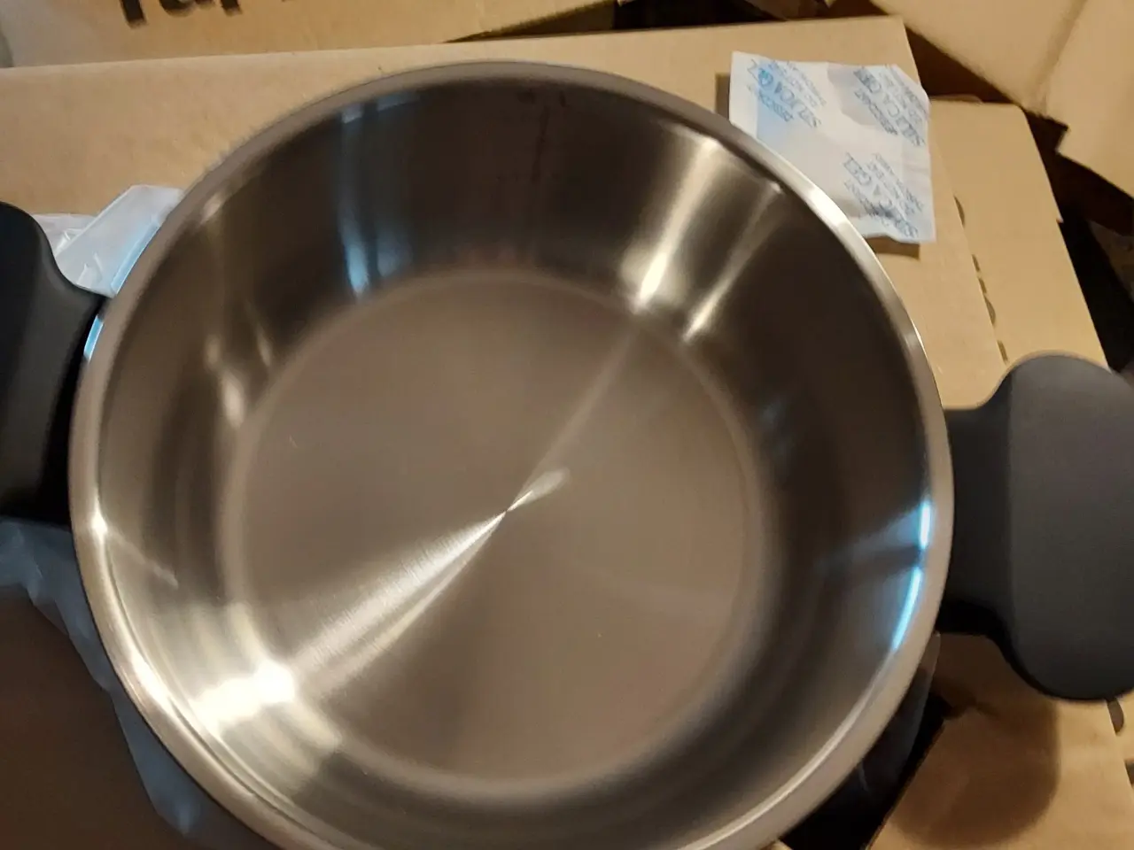 Billede 1 - Tupperware gryde 2,4 L