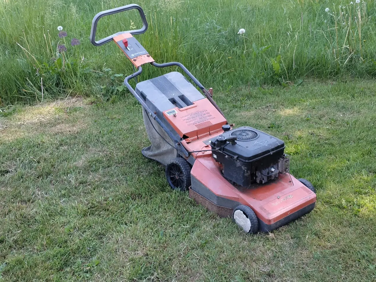 Billede 1 - Husqvarna plæneklipper