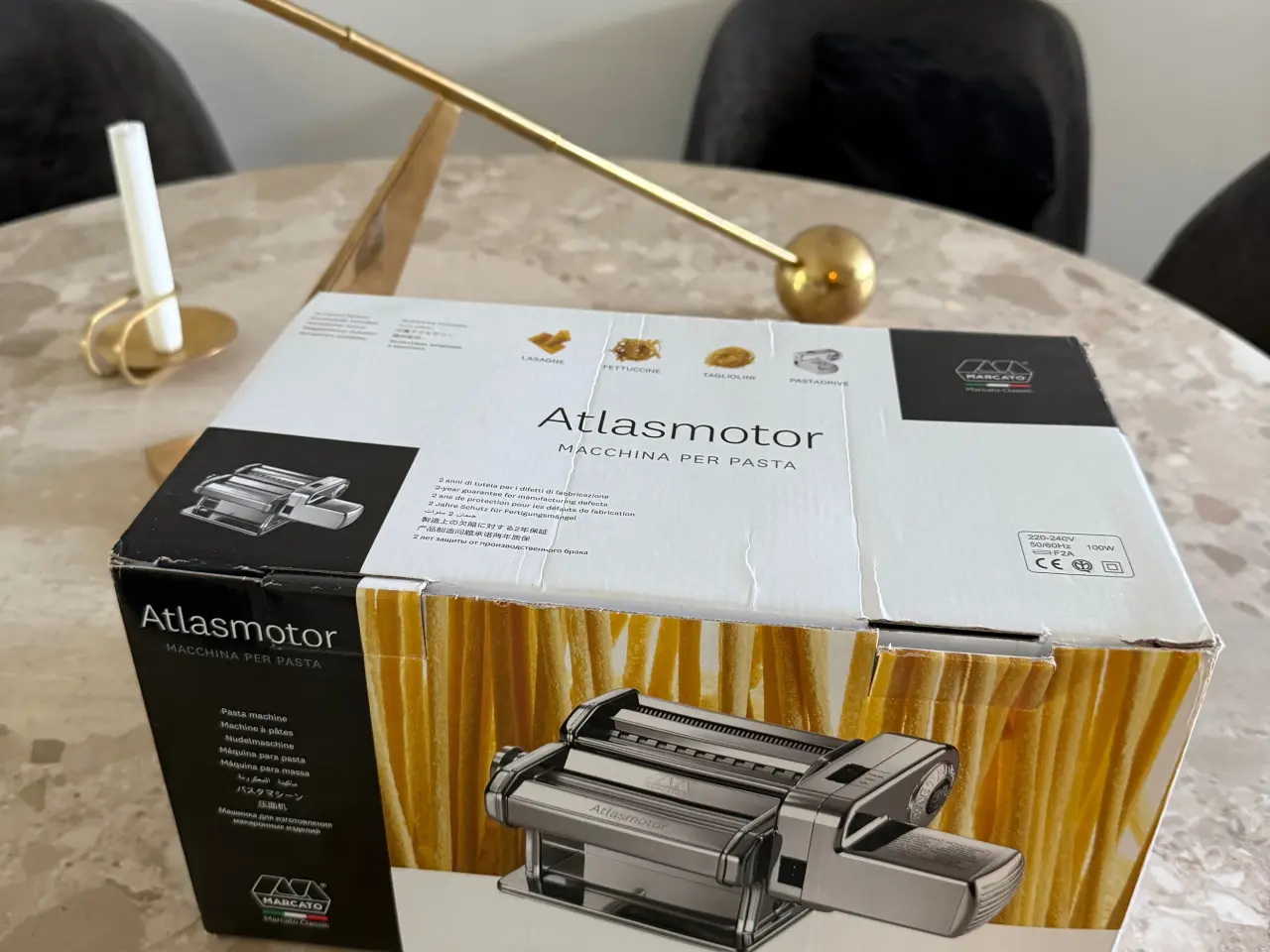 Billede 2 - UDLEJES - Pasta maskine med motor