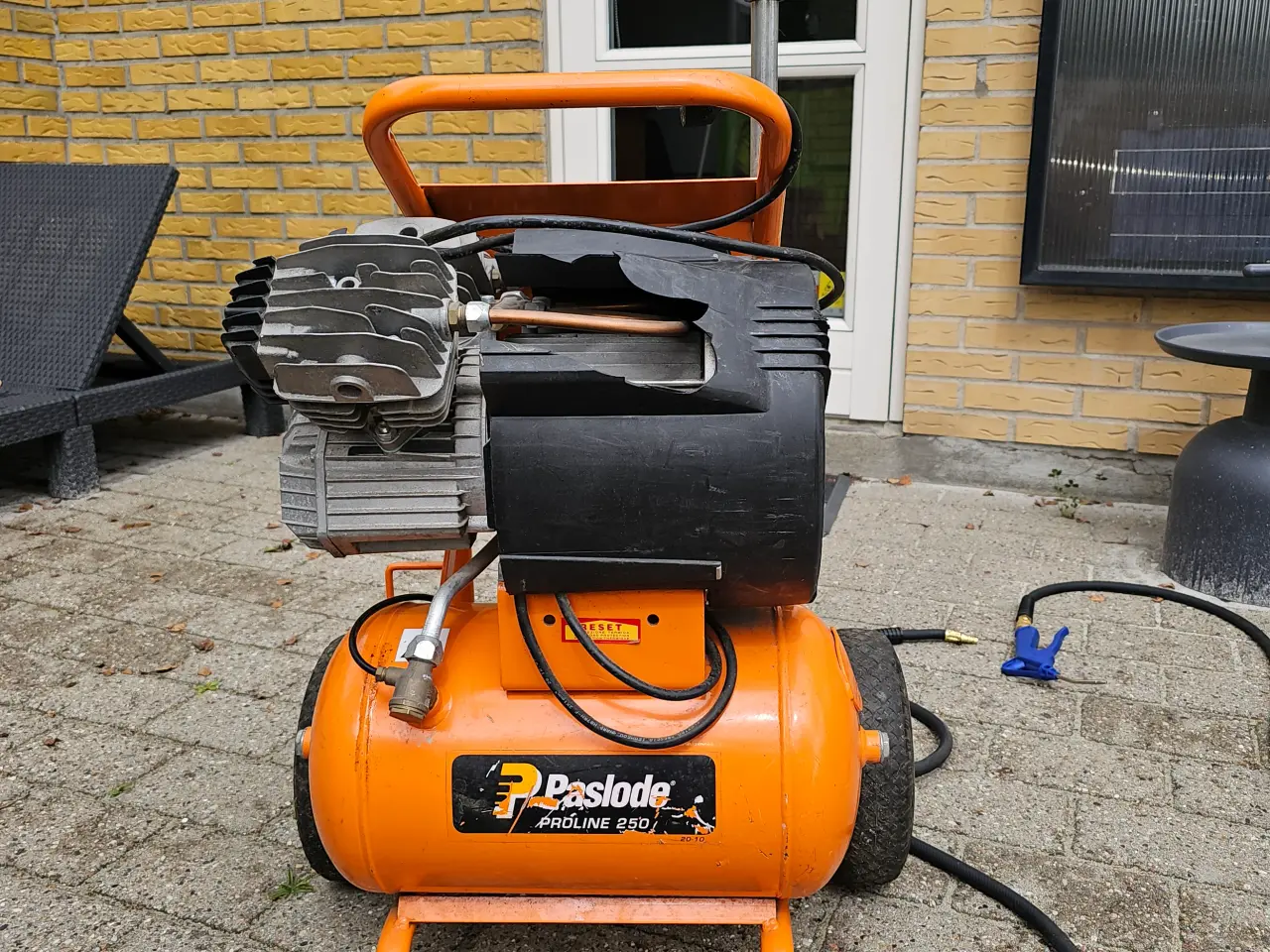 Billede 1 - KOMPRESSOR Paslode (PROLINE 250)
