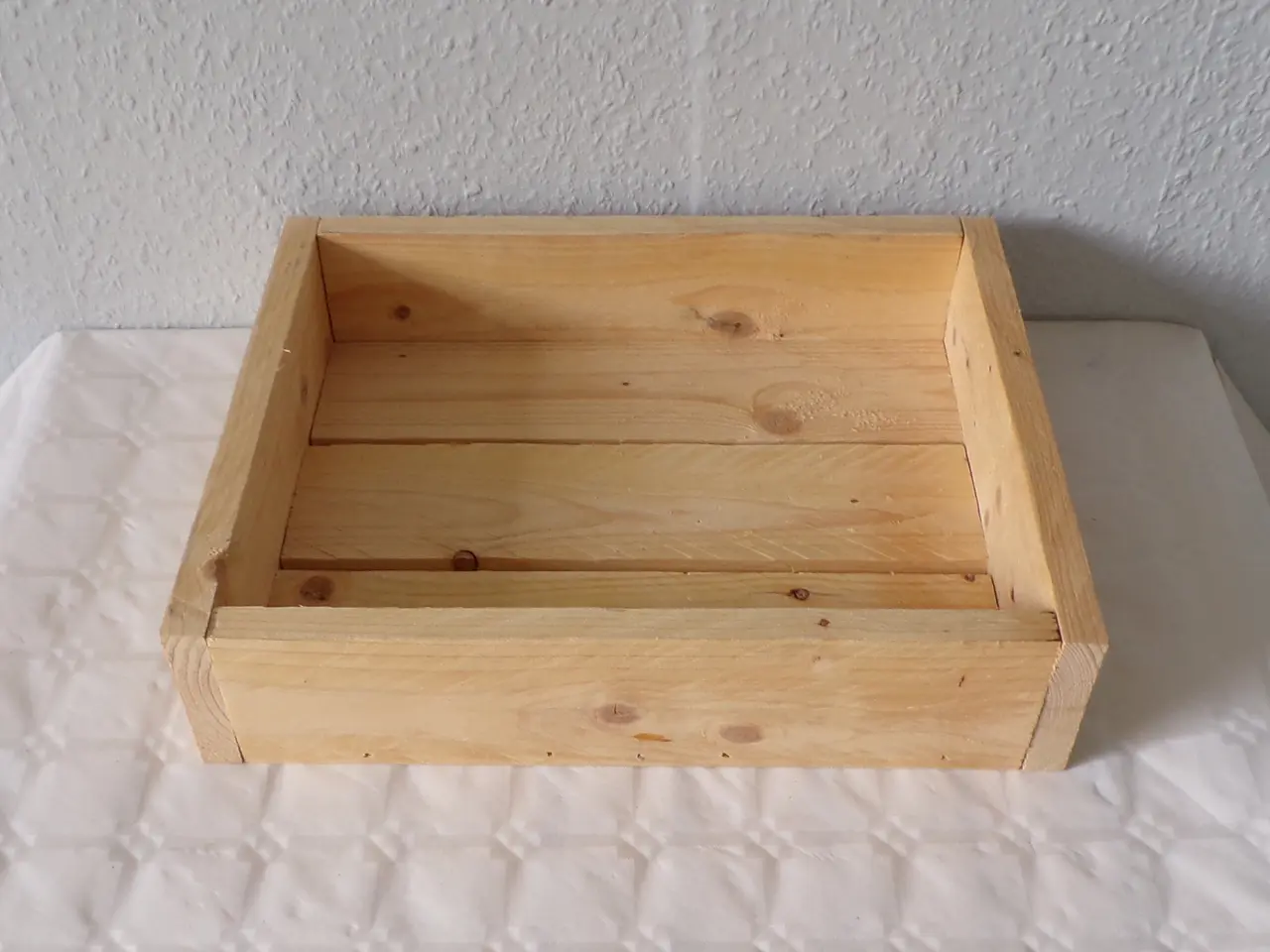 Billede 2 - Bakke i genbrugstræ 33,4 x 27 cm