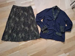 Sæt - Blazer og nederdel