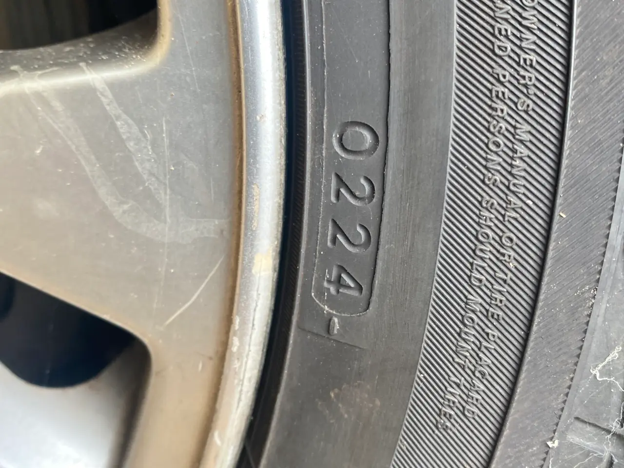 Billede 8 - Volvo 17” alu med sommerdæk 