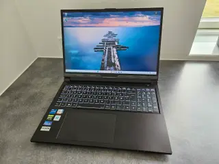 PC Specialist – i7-12700H / RTX 3060 / 32GB RAM