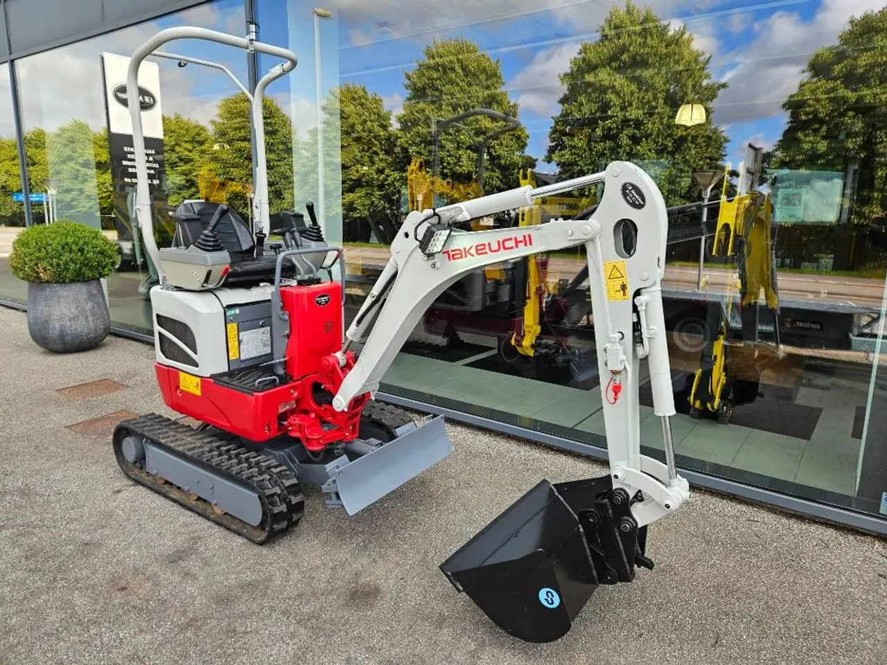 Billede 1 - Takeuchi TB 210 R