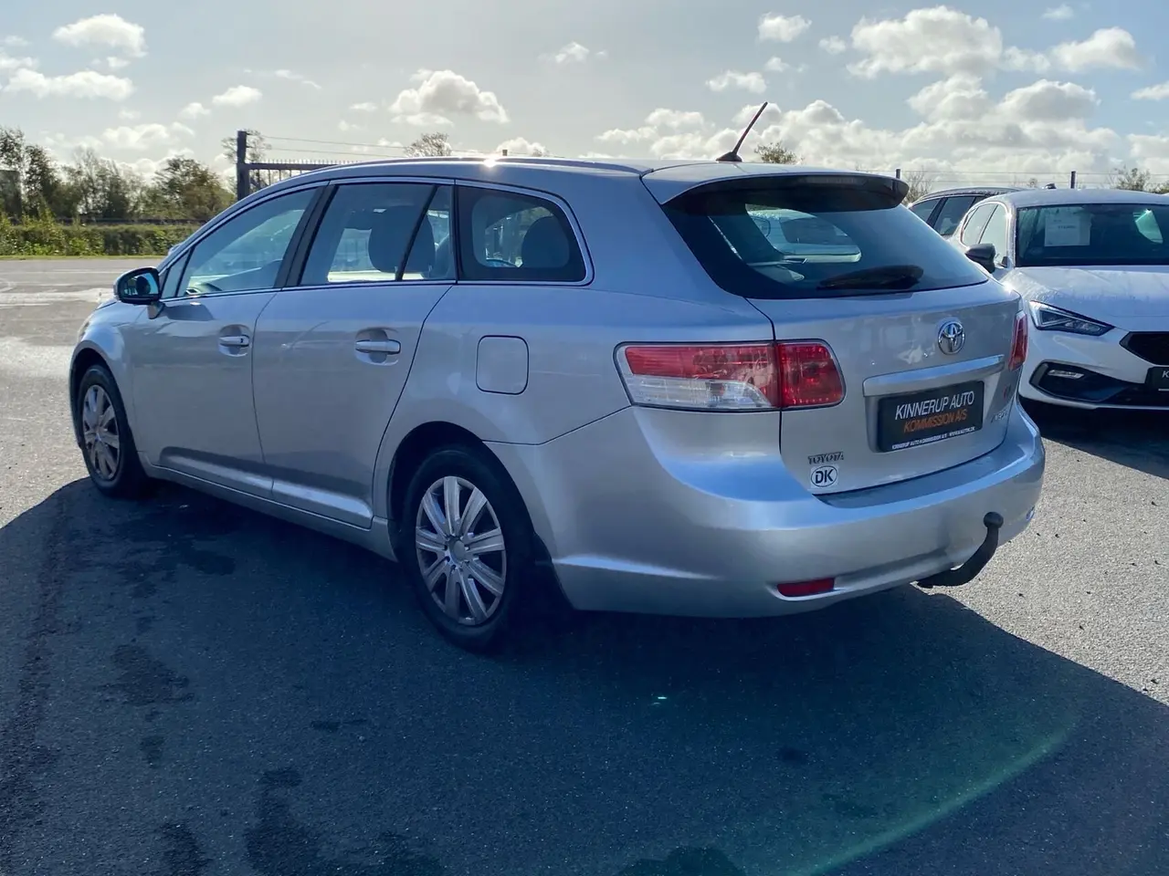 Billede 4 - Toyota Avensis 2,0 D-4D DPF T1 126HK Stc 6g
