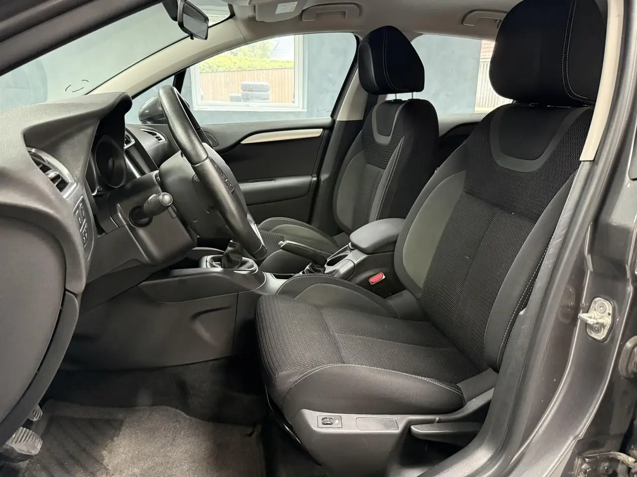 Billede 17 - Citroën C4 1,6 Blue HDi Cool start/stop 100HK 5d