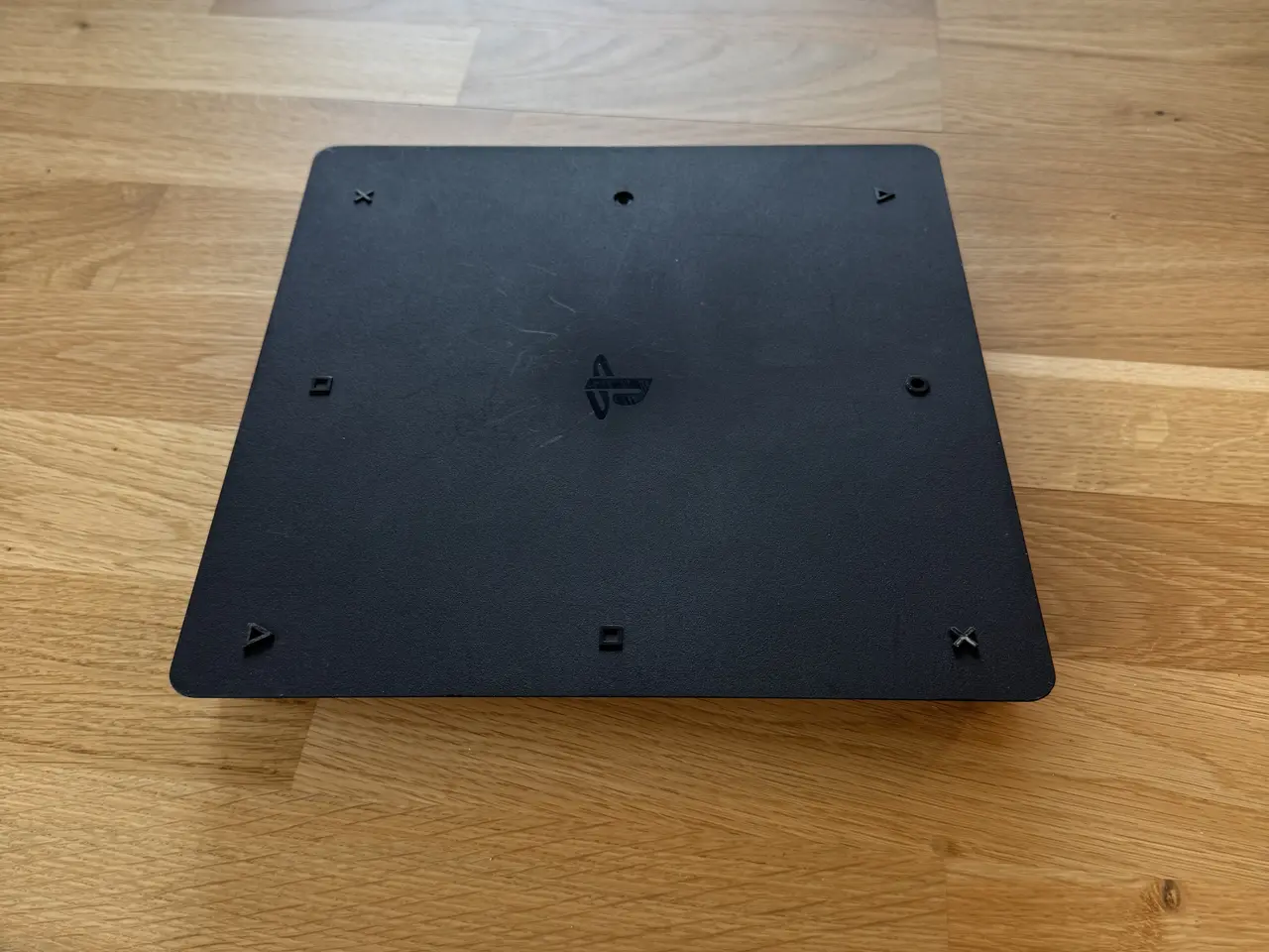Billede 3 - PS4 Slim + Controller + Alle kabler – Plug & Play