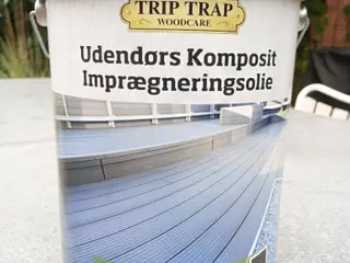 Sort komposit imprægneringsolie fra Trip Trap
