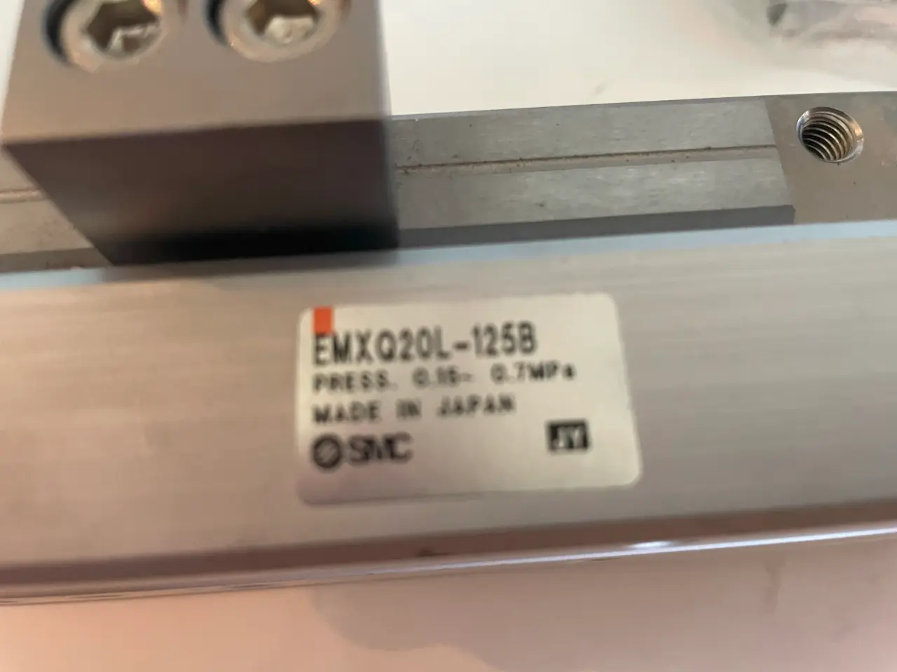 Billede 1 - Pneumatik SMC EMXQ20L-125B Førings cylindre