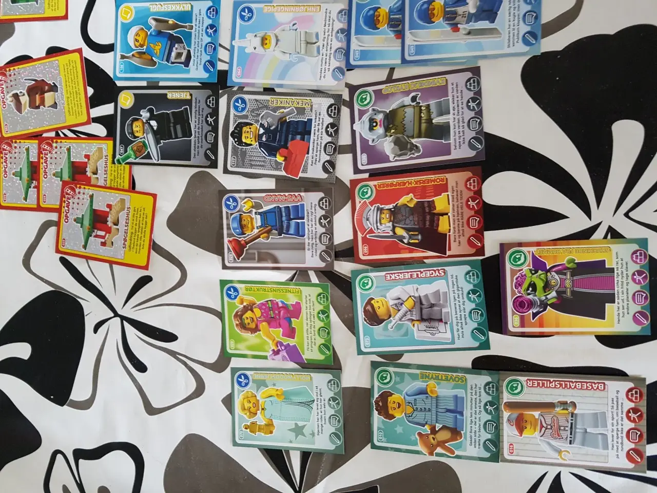 Billede 1 - Lego kort sælges.