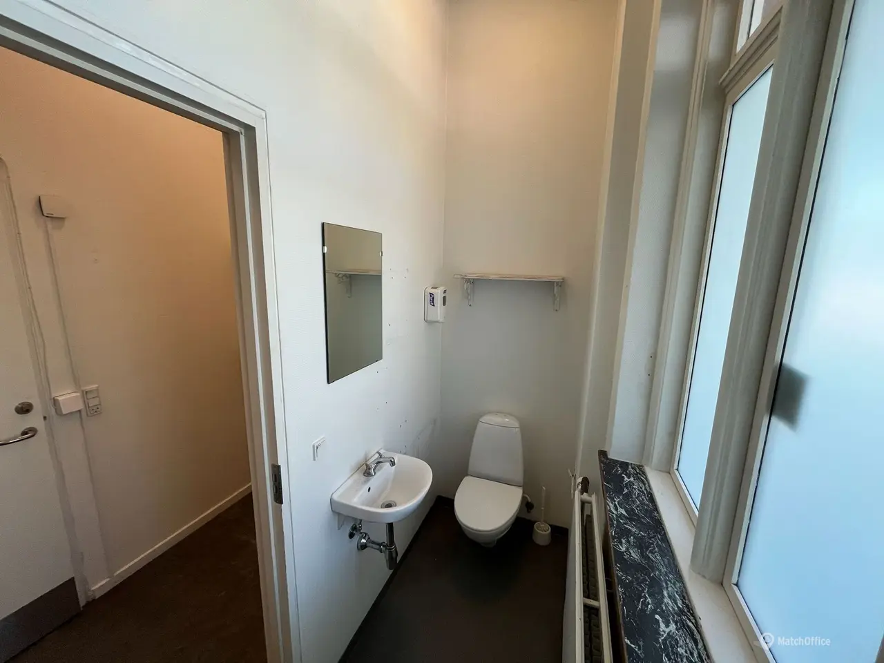 Billede 16 - Lejemål på Hobro Station – ideel til café