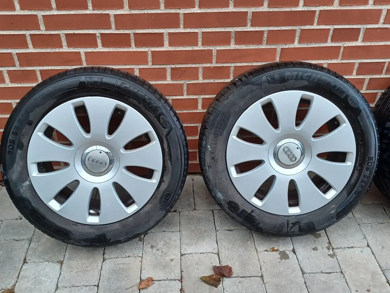 Billede 2 - Audi, VW alufælge med sommerdæk.