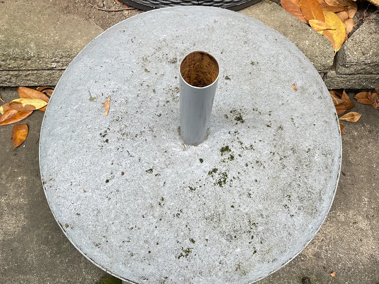 Billede 2 - Parasolfod, cement og jern