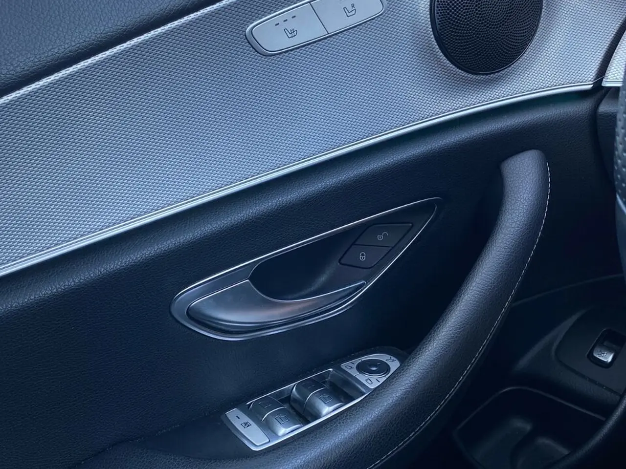 Billede 21 - Mercedes-Benz E220 d T 2,0 D Avantgarde 9G-Tronic 194HK Stc Aut.