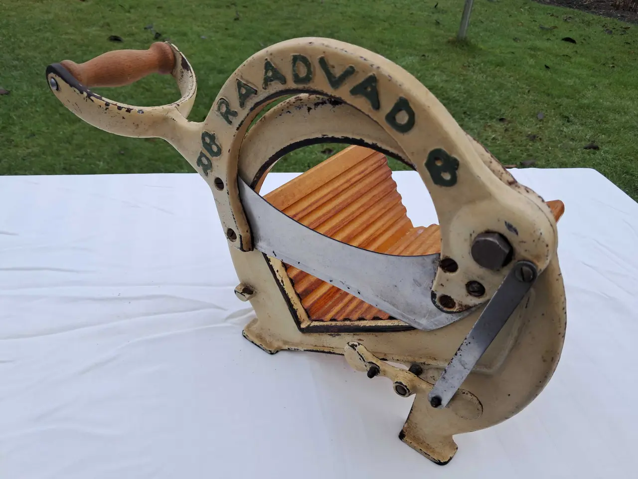 Billede 2 - Raadvad brødskærer, kort udgave.