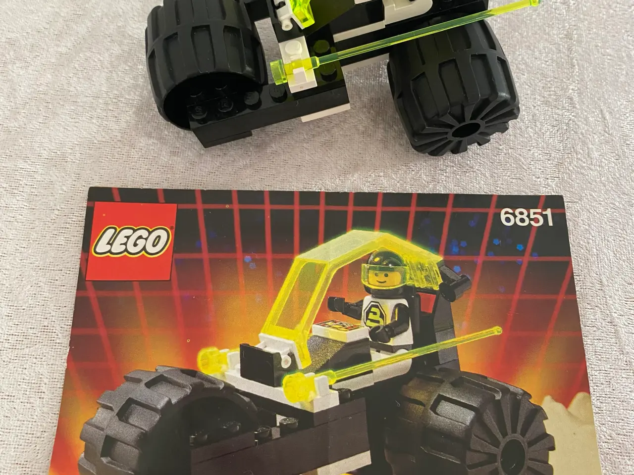 Billede 1 - 🧱 LEGO 6851 - Tri-Wheeled Tyrax (1991)