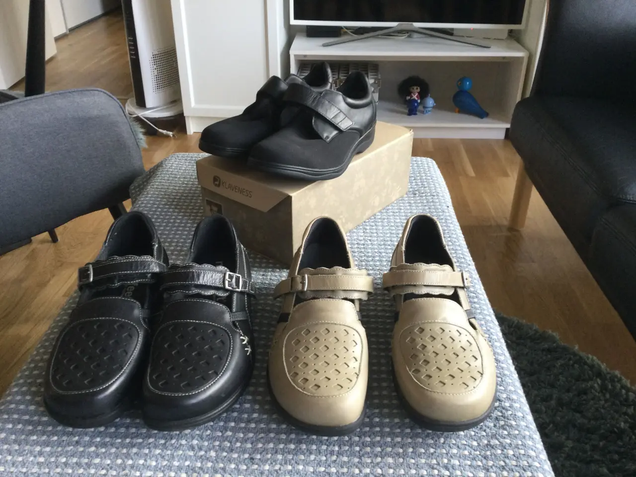Billede 1 - New feet og Kalveness sko