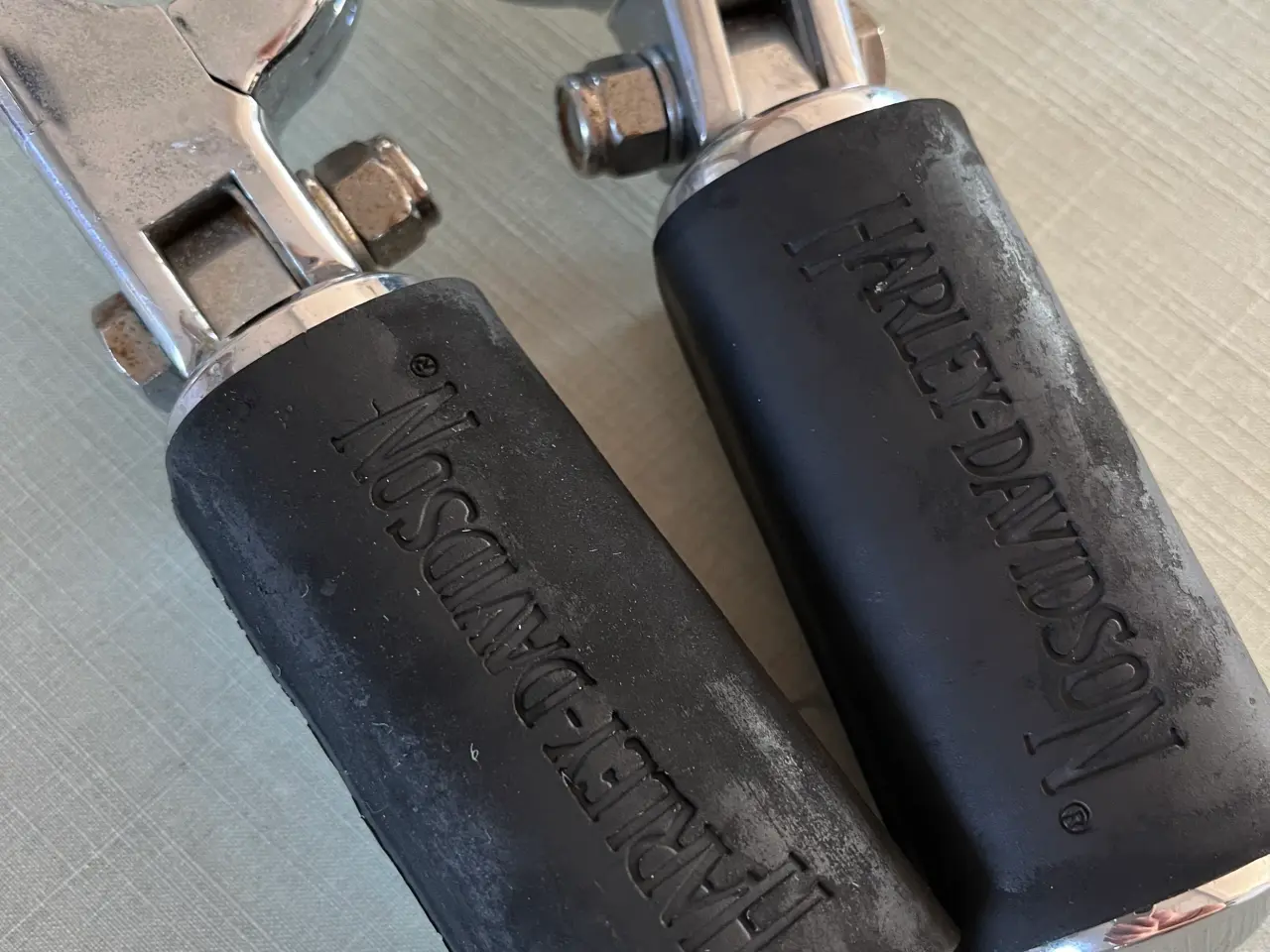 Billede 9 - 2 sæt highway pegs Harley-Davidson