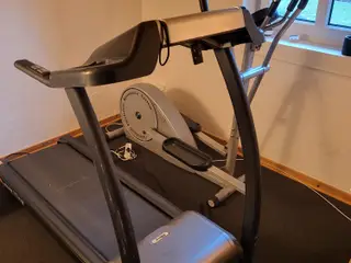 Løbebånd og crosstrainer