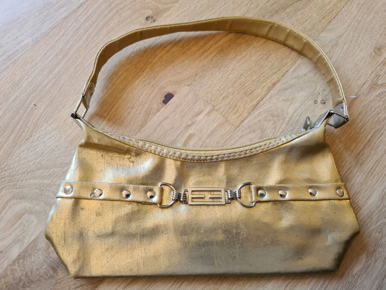 Billede 1 - Taske "guld"