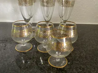 Glas med guldkant