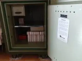Pengeskab