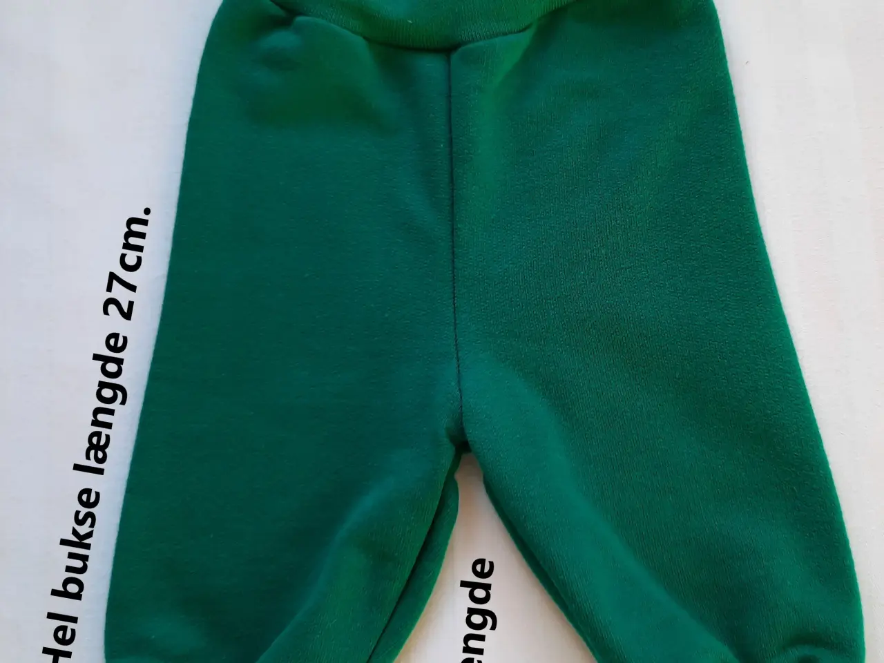 Billede 12 - Baby Born jeans sæt, joggingsæt og sko.