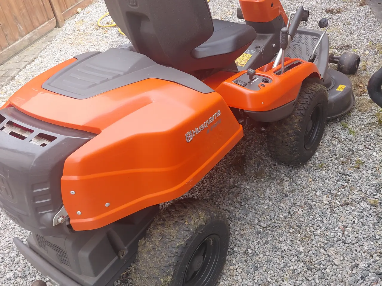 Billede 7 - Husqvarna r 214 tc