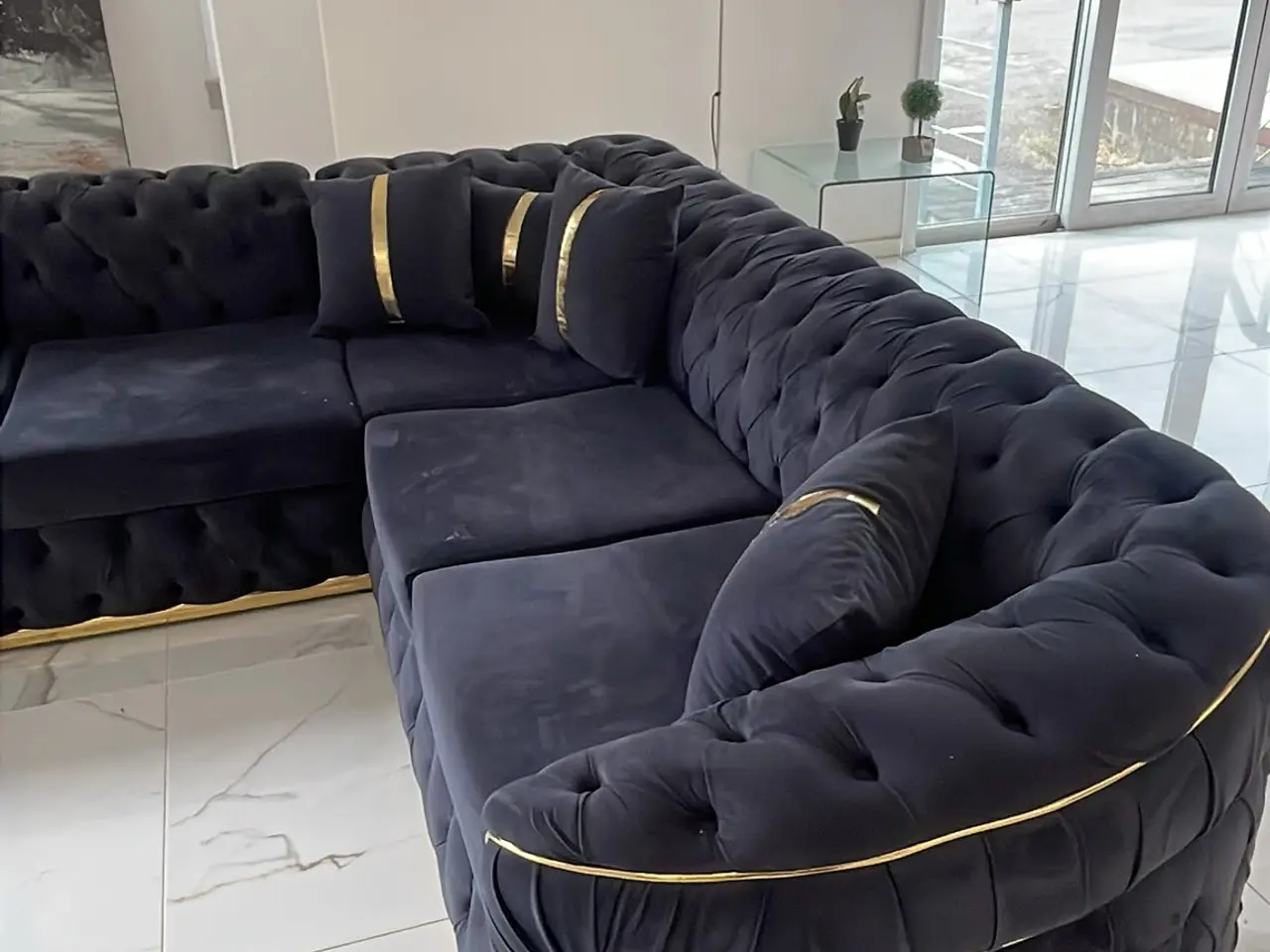 Billede 4 - Chesterfield-hjørnesofa i mørkeblåt velour