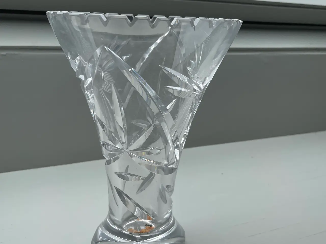 Billede 1 - 22 cm høj krystal vase